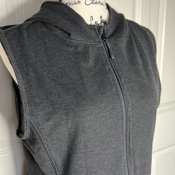 🔻NWOT Glyder Black Moxie Hooded Zip-Up Vest Size Large - Picture 4 of 13